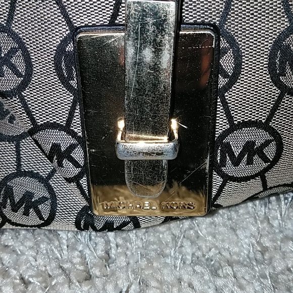 Michael Kors purse - Picture 3 of 6